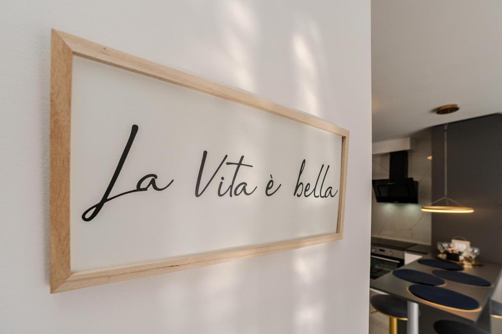 La Vita E Bella Zára Kültér fotó